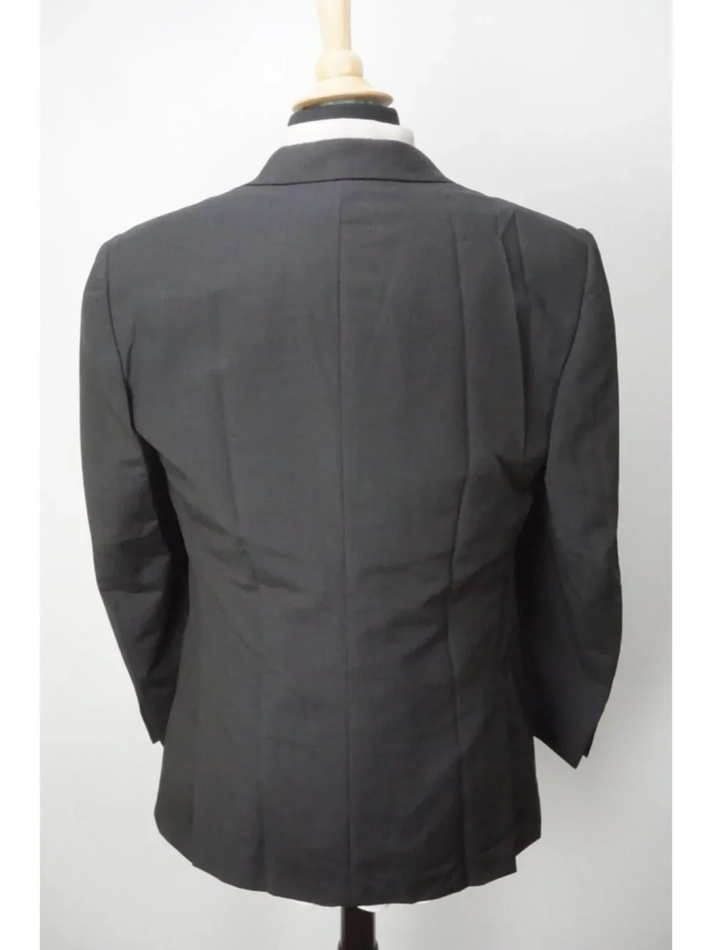 Burberry London Gray Pindot Wool 2 Pc Suit Jacket Pants Sz 40R BRAND NEW